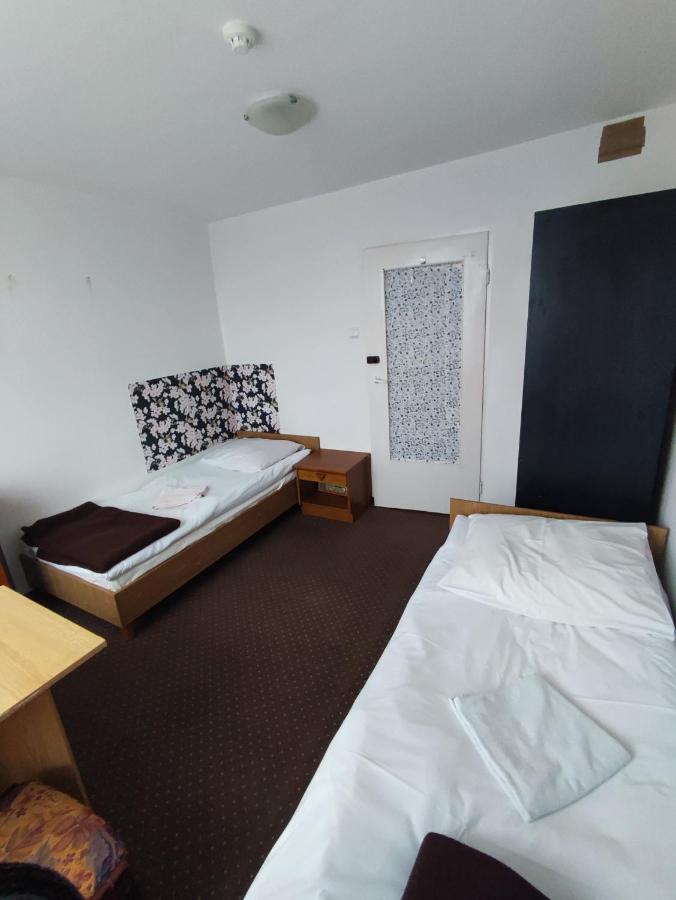 Albergue Plonia Economy Szczecin Exterior foto