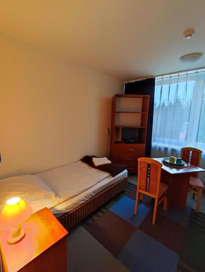 Albergue Plonia Economy Szczecin Exterior foto