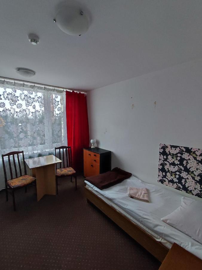 Albergue Plonia Economy Szczecin Exterior foto
